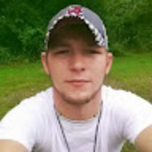 Meet your Posher, Dustin